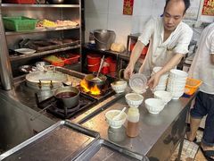 -源记肠粉(华贵路店)