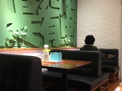 卡座-又鸟pizza海南鸡饭(假日广场店)