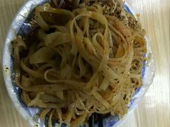 -牡丹广场薛栓子擀面皮大王