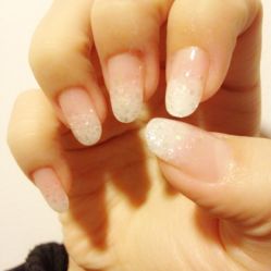 白色渐进-星美甲