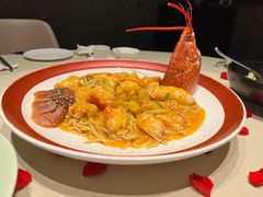 苏格兰蓝龙虾捞面-皇朝会.经典传统粤菜(外滩店)