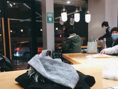大堂-小桃园·豆浆油条(复兴中路店)