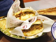 牛肉烧饼（多肉）-穆得·老周家牛肉烧饼(普利街店)