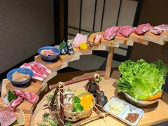 -山川小町·极番烧肉(新地假日广场店)