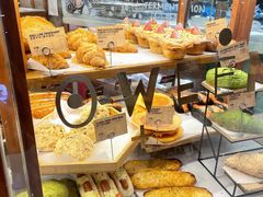菠萝牛角-PAPER STONE BAKERY(天环店)