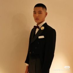 -诗悦发型烫染SALON