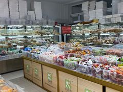 面包甜点陈列柜-幸福蛋糕坊(金顶街店)