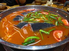 -亮欢寨酸汤鱼(沙冲路店)