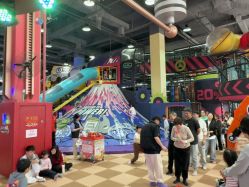 -欧酷世界动力星球(王府井奥莱UP TOWN店)