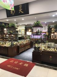 -灵彩珠宝(朗香街店)