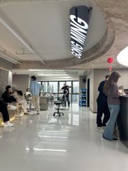 -宫铭烫发染发接发店