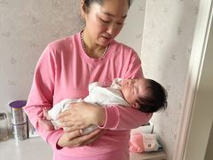 -爱的果实月嫂育婴师(世纪东方店)