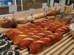 -焙丽拾光(麦凯乐直营店)
