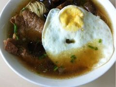 香菇大排面-陆长兴(彩香二村店)