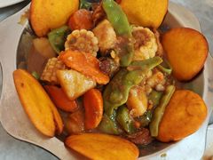 丰收一锅出-东北菜冰城一家人