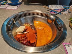 -生活如沸·顺德水牛奶火锅(人民广场店)