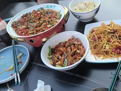 -钟掌勺忘不了地道湘菜(新天地假日广场店)