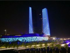-南京眼步行桥