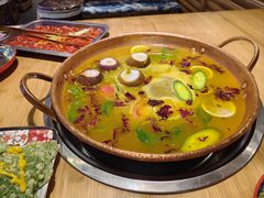 -洱火云南酸菜牛肉火锅(石景山当代商城店)