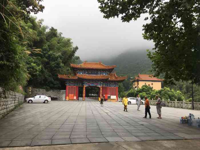 铁佛寺-"2018年国庆节回老家,想着多年未去过铁."-大众点评移动版