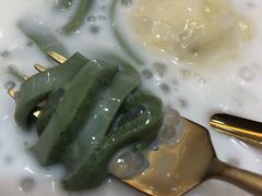 -甜心妈妈·榴莲星级糖水(北京路总店)
