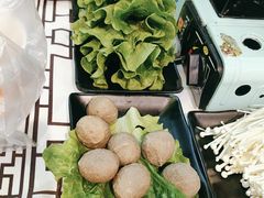 -云晓光头烧烤吧(德平路店)