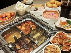 -海底捞火锅(中商百货夜宵主题店)