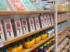 -名创优品(河南郑州健康路2店)