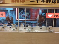 -阿瓦山寨·湘菜现炒·剁椒鱼头王(咸阳总店)
