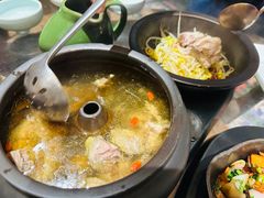 云海肴汽锅鸡-云海肴云南菜(美罗城店)