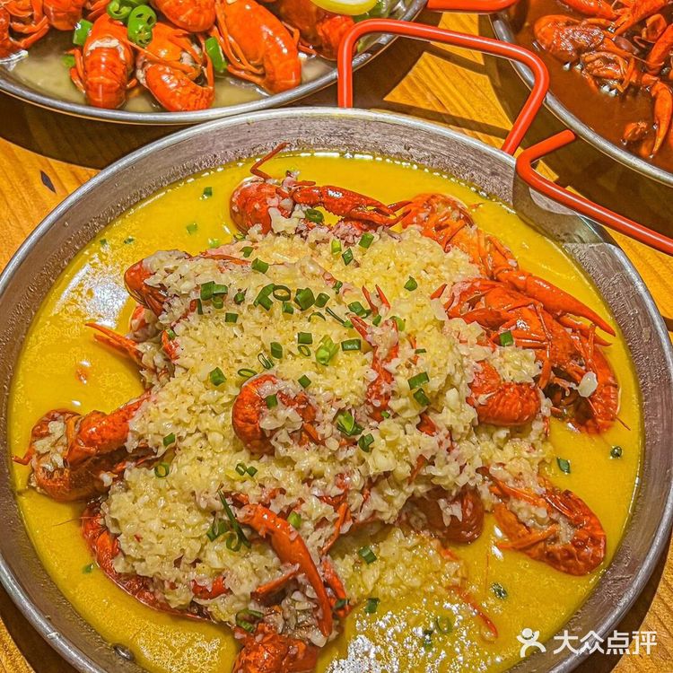 有任何人没吃过这家咸蛋黄龙虾🦞我都会伤心