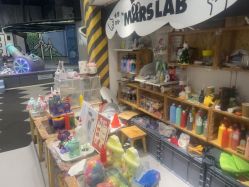 -MINI MARS 脚下的城市乐园·餐饮·派对(静安江宁店)