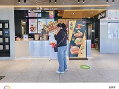 -麦当劳(滨河路DT店)