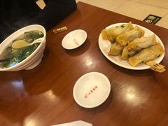 -小姜锅贴(凤凰街店)