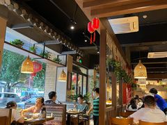 大堂-阿婉贵州苗家酸汤鱼(梅林店)