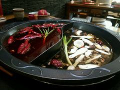 菌汤鸳鸯锅-巴蜀印象火锅(永陵总店)