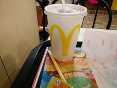 -麦当劳(湛江大厦店)