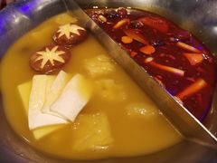 红颜花胶鸡锅-湊湊火锅·茶憩(杭州湖滨银泰in77店)