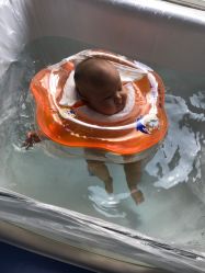 -子木乐园婴儿游泳馆(水晶港店)