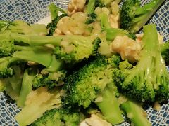 西蓝花拌桃仁-赤宴·川菜(玉林店)