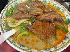 -金杨拉面王小吃面馆·牛三宝面·红烧牛肉粉