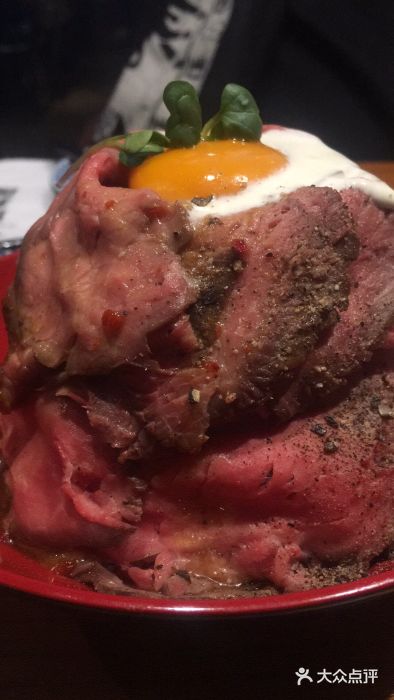 魔丼屋(日月光店)魔王慢烧牛肉丼图片