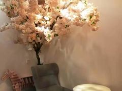 -樱花里音乐餐吧·牛扒椰子鸡(东圃店)