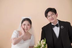 -唯一旅拍·颂当代影像艺术中心(上城店)