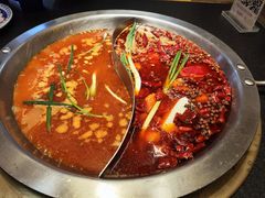 -沸炉重庆老火锅(军事博物馆店)