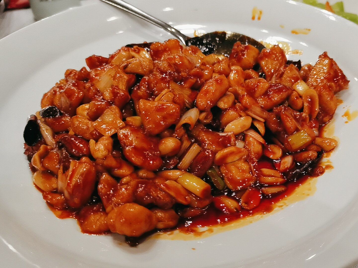 好久没来峨嵋酒家了,宫保鸡丁还是一如既往好,鸡丁很嫩