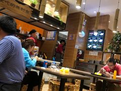 大堂-好人民间小吃·番茄鱼酸菜鱼(木渎悠方店)