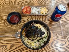 韩式拌饭-吴草鸡爪오초닭발韩食堂(融恒盈嘉中心店)