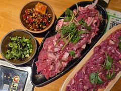 -苗阿哥酸汤牛肉火锅(体育场店)