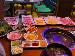-豚豚猪村烤肉·韩国烤肉(总店)